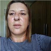 PROFESSORA DE HISTÓRIA COM PÓS-GRADUAÇÃO EM SOCIOLOGIA E FILOSOFIA